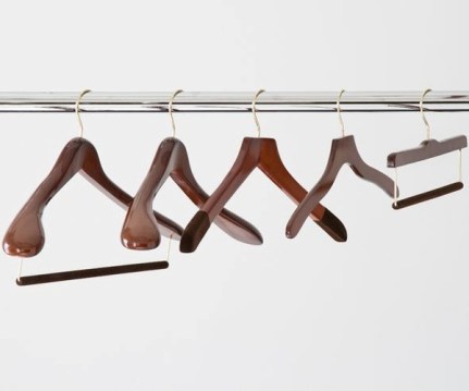 limpieza-cuidado-mantenimiento-ropa-hombre-articulo-conservacion-ropa-prendas-06