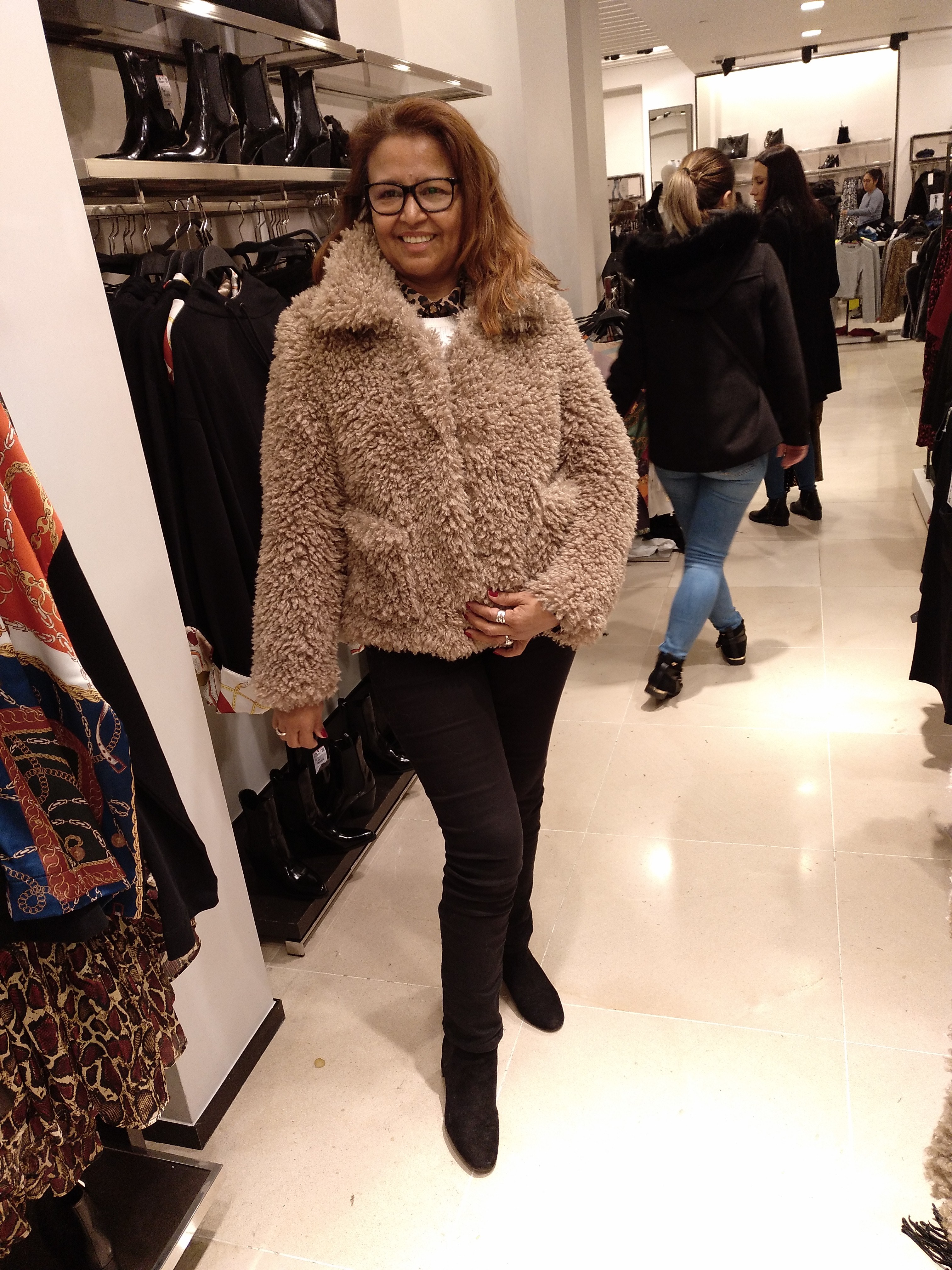 Abrigo corto borrego