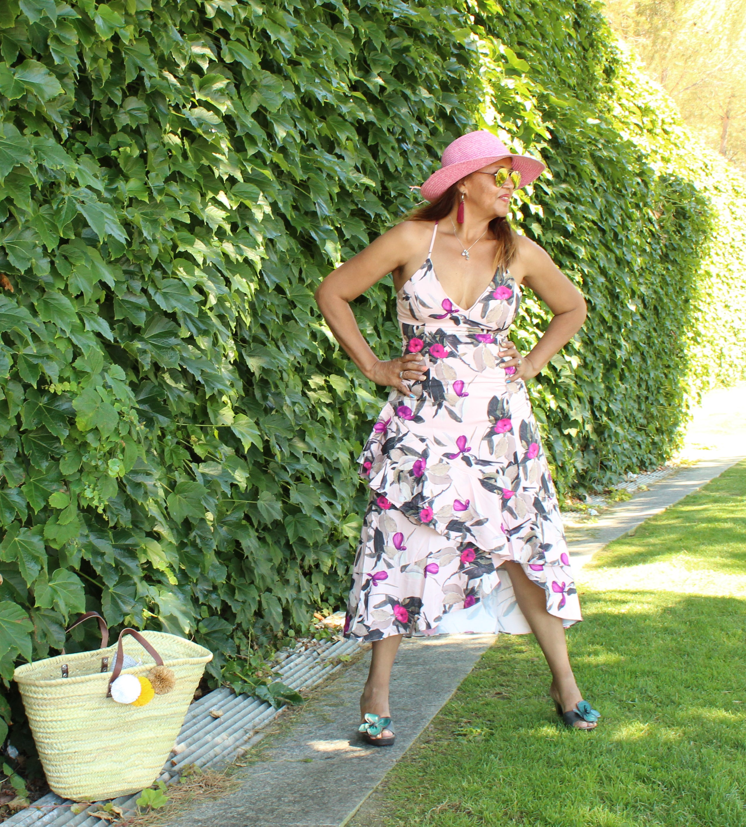 Vestido print rosa asimetrico