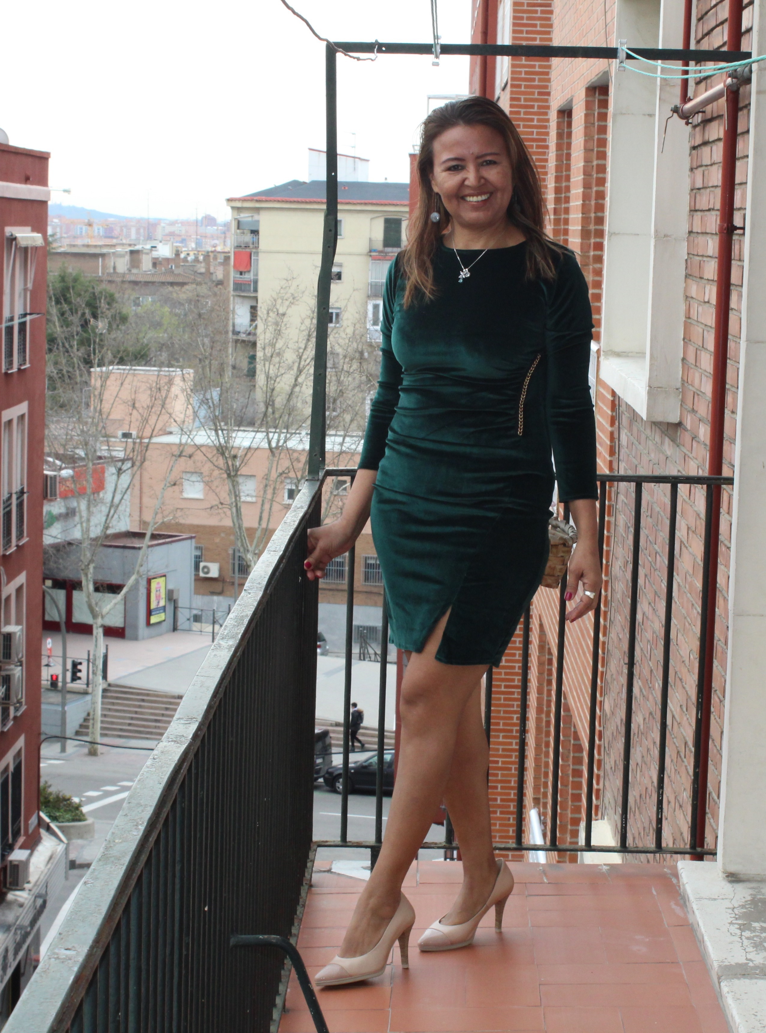 Vestido Terciopelo manga larga.