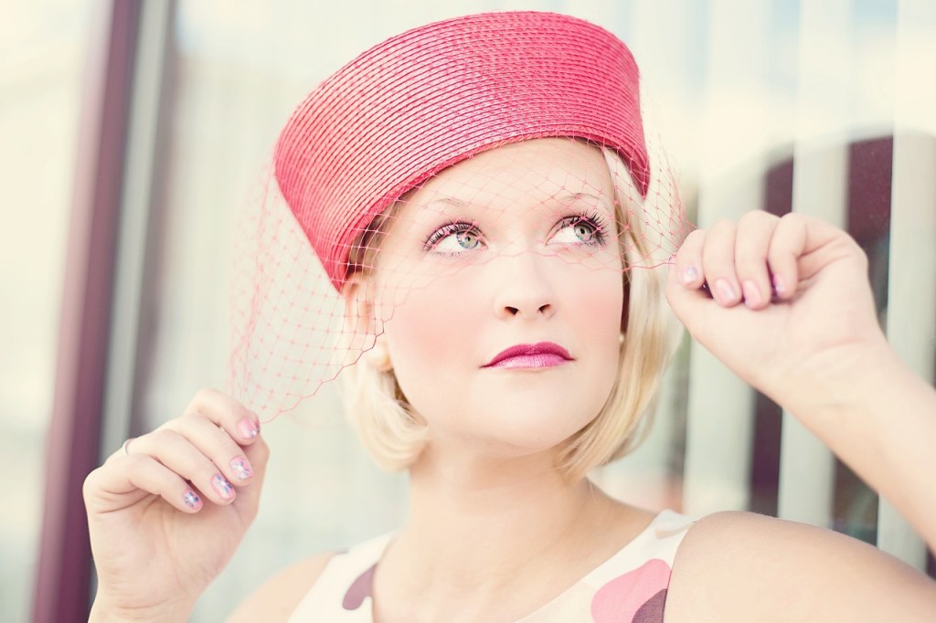 vintage, woman, hat-635244.jpg