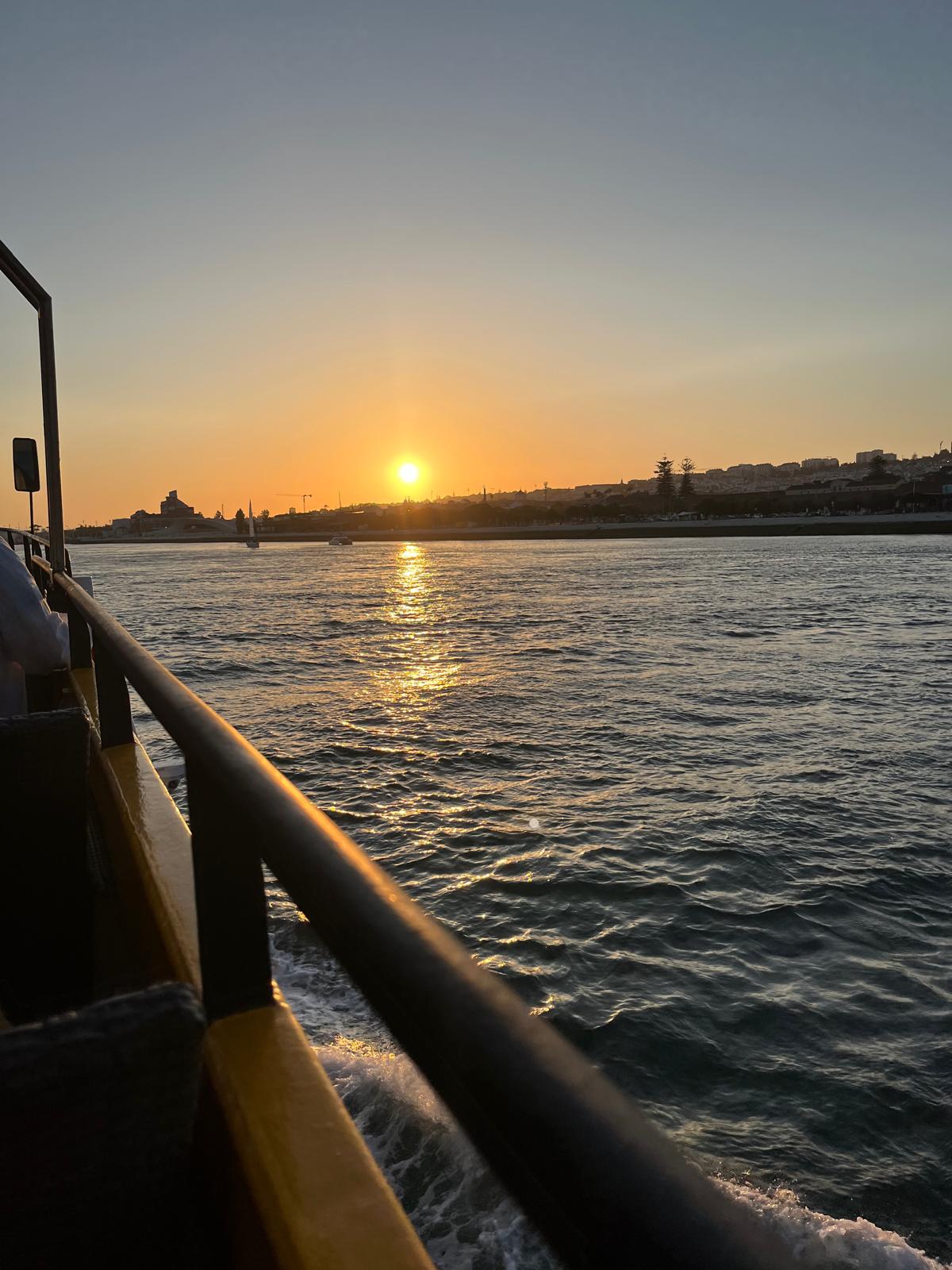 Paseo en barco en Lisboa