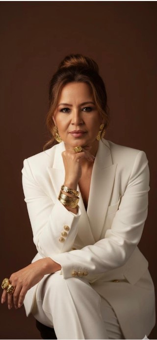 Conjunto blanco de pantalón y chaqueta